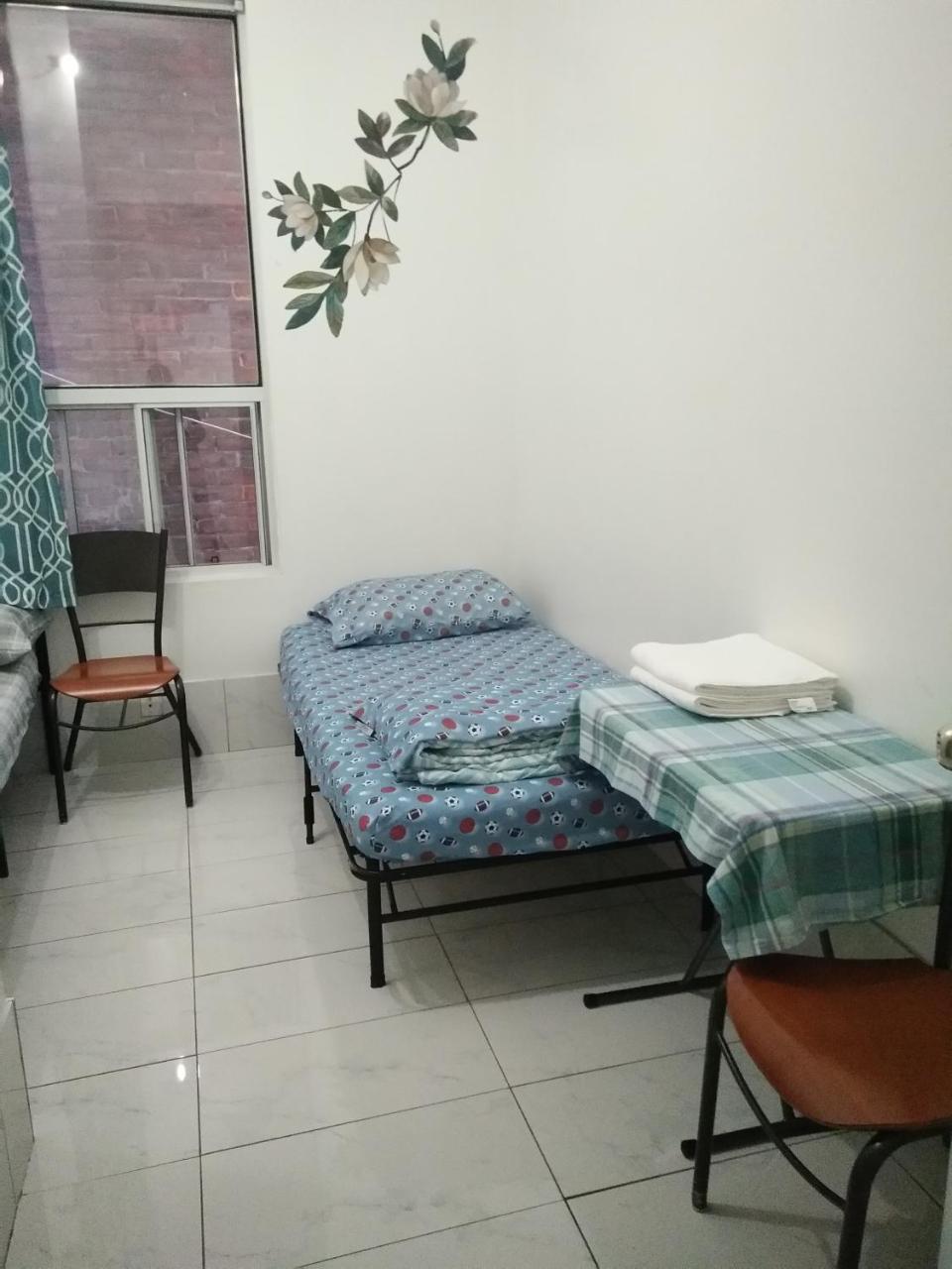 טורונטו Chinatown Travellers Home מראה חיצוני תמונה